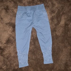 M Fabletics capri leggings